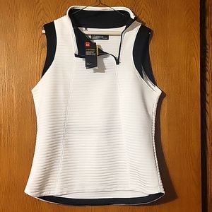NWT Under Armor white, ribbed, fitted partial zip vest, size L, water repellent